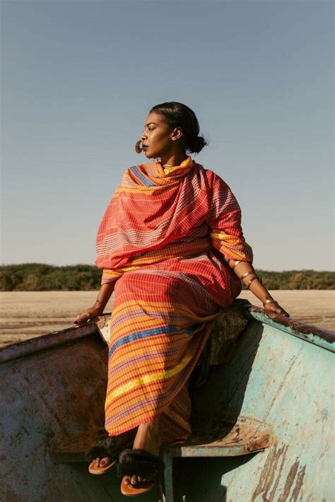 Sudanese woman, Sudan, by Maimana Mohamed – @folkfashion on Tumblr