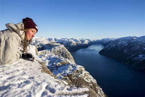 Preikestolen-Winter-Hike- happy | Explore Lysefjorden