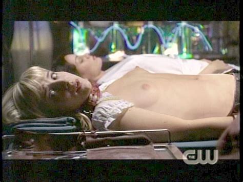 Post 147932 Allison Mack Chloe Sullivan Dc Fakes Smallville