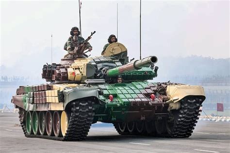 T 72 Ajeya Tank Indian Army Tank T 72