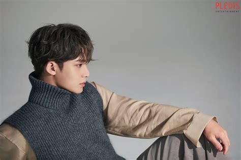 Mingyu Poster Shoot Gyunetwork