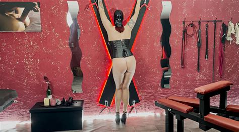 Free Mature Submissive Porn Videos XHamster