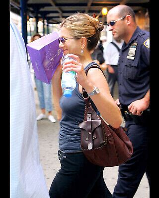 JENNIFER ANISTON 8X10 CELEBRITY PHOTO PICTURE HOT SEXY 58 EBay