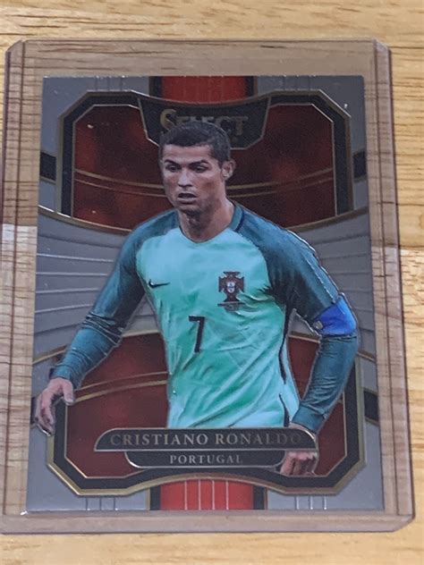 Cristiano Ronaldo 17-18 33 Panini Select Soccer Card Futboll Football ...