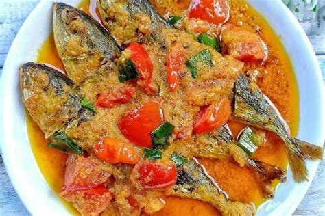 Resep Ikan Bumbu Kuning Terenak Dimasak Pesmol Dan Pedas Bikin Ketagihan