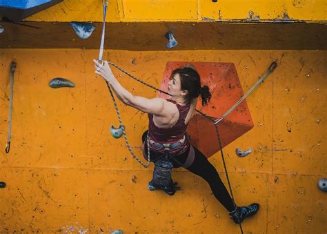 The 9 Best Climbing Ropes (2024 Buying Guide)