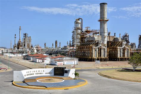 Celebra Pemex 41 Aniversario De La Refinería “ing Antonio Dovalí Jaime” E