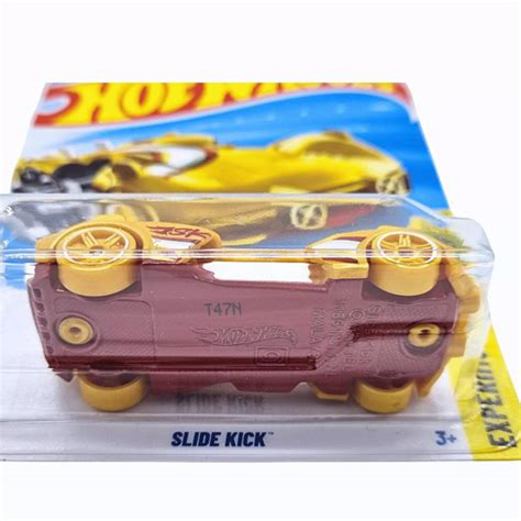 2025 Hot Wheels Slide Kick Mainline Experimotors