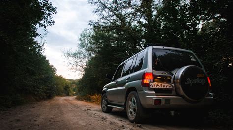 Mitsubishi Pajero Pinin Podorozchnik Drive