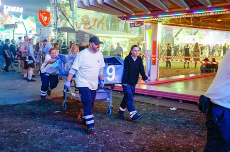 Achterbahn Unfall Auf Dem Oktoberfest Die Bilder Von Dem Großeinsatz