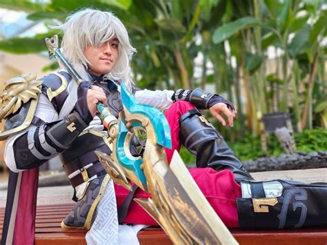 My Jing Yuan cosplay : r/HonkaiStarRail