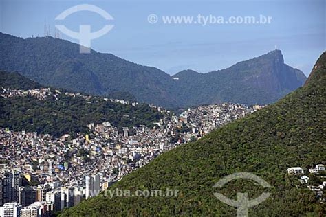 Tyba Online Assunto Foto Aérea Da Favela Da Rocinha Com O Morro Do