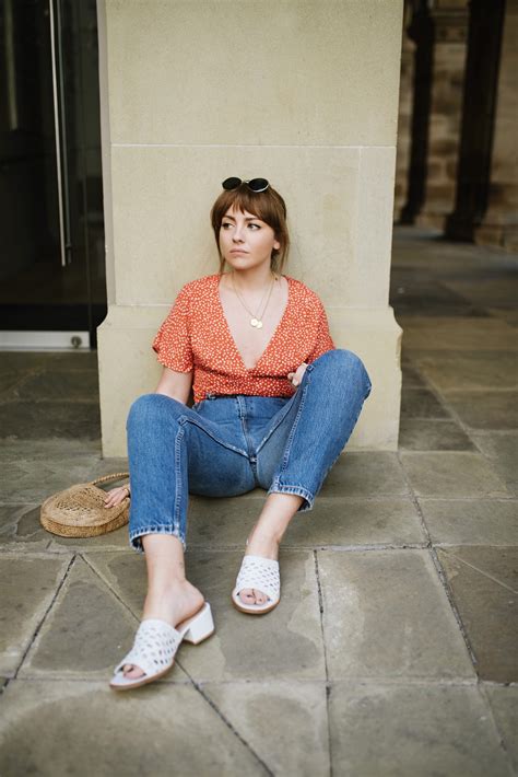 THE IMPORTANCE OF OFFLINE – Alice Catherine