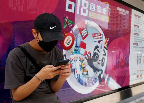 China Steps Up Social Media Censorship Upgrades Great Firewall Ahead