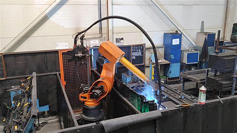 Cloos Romat 410 Robotic Welding Station