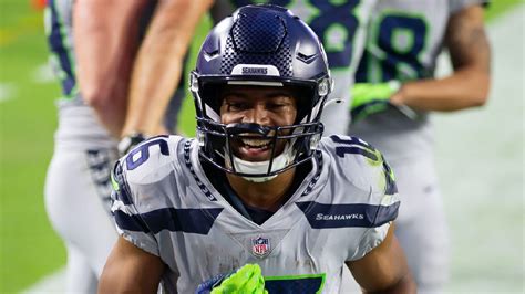 Tyler Lockett Makes Clear He Was Not Taking Shot At Russell Wilson