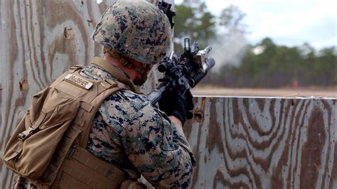 18 Puts Squad Leaders To The Test The Official United States Marine