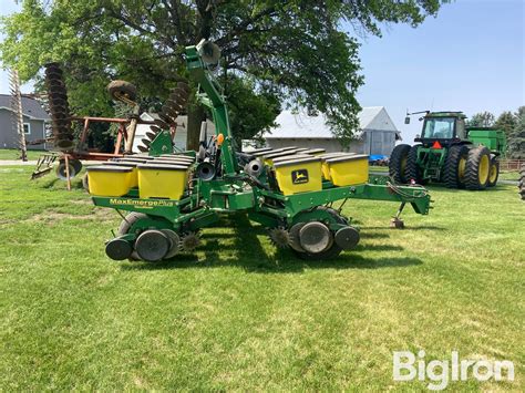 John Deere Maxemerge Plus R Planter Bigiron Auctions