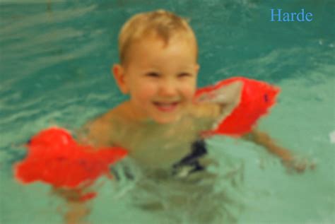 Babyschwimmen Kleinkinderschwimmen Pinguin Wassergew Hung Und