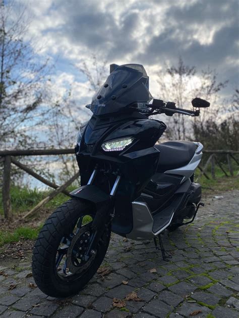 Aprilia Sr Gt 125 E 200 E Sport In Vendita In Motori In Tutta Italia