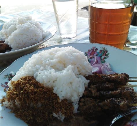 Peringkat 3 Restoran Tempat Makan Sate Enak Di Wonocolo Di