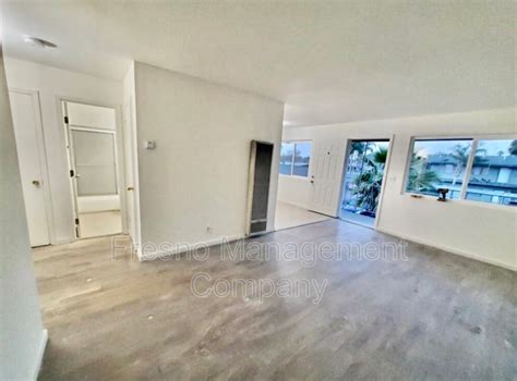 Request A Viewing For 441 S Dearing Ave Unit M Tenant Turner