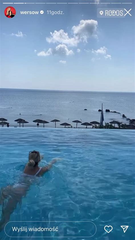 Wersow Na Wakacjach Eksponuje Zgrabn Sylwetk W Bia Ym Bikini Cena Kompletu Zwala Z N G