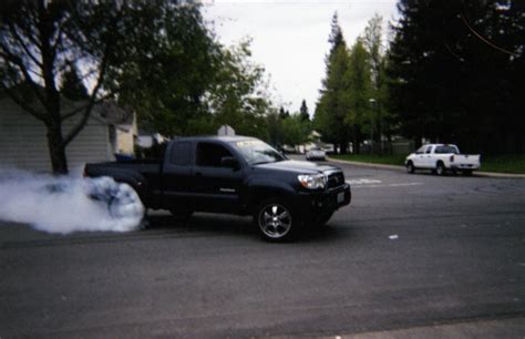 2005 Toyota Tacoma PreRunner Pictures, Mods, Upgrades, Wallpaper - DragTimes.com