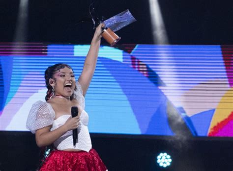 Milena Warthon La Joven Cantante Peruana Ganadora De Viña Cuya Canción Se Hizo Viral En Chile