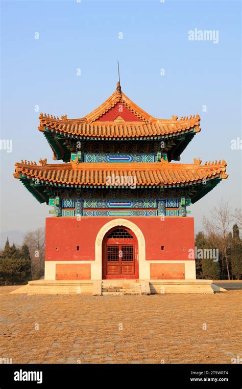 Ancient Chinese traditional architecture Stock Photo - Alamy