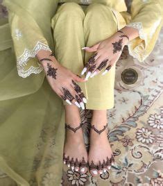 Pin Di Sadeka Chowdhury Su Mehendi Nel Minimal Design