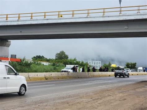 Amanece Un Hombre Colgado En Puente De Carretera Federal Tuxtla