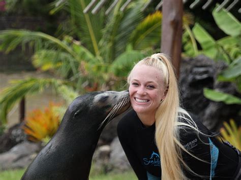 Sea Lion Encounter Oahu | Sea Life Park Hawaii