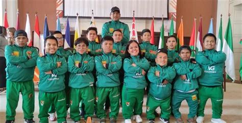 Selecci N Boliviana De F Tbol De Talla Baja Jugar La Copa