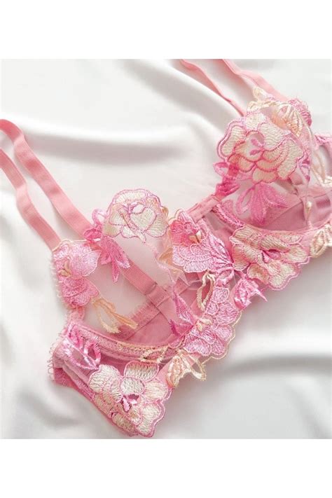 Sage Lingerie Pembe Çiçek Işlemeli Balenli Sütyen Takımı Fiyatı Yorumları Trendyol