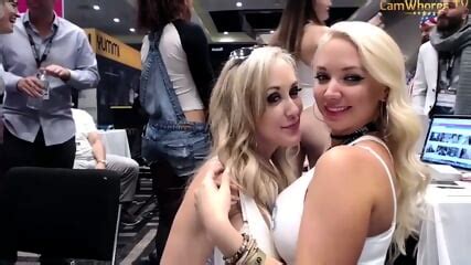 Brandi Love Brandi Love XXX Porn Videos AVN Public