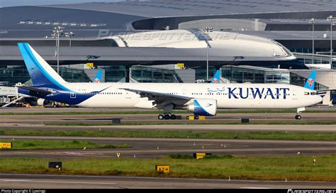 9K AOM Kuwait Airways Boeing 777 369ER Photo By Lywings ID 1301237