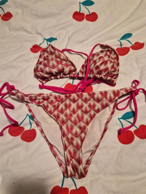 Bikini gr S Neu gemäss Beschreibung in Dietikon für CHF 2 9 mit