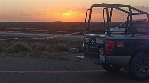 Ejecutan A Un Hombre Y Dejan Su Cuerpo Con Un Mensaje En La Carretera A