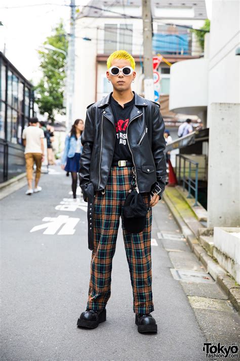 Harajuku Guy's Punk Inspired Street Style w/ Yellow Hair, Biker Jacket ...