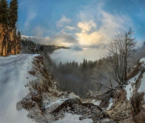 Ожидая, когда рассеется туман. | Fog, Mountains, Natural landmarks