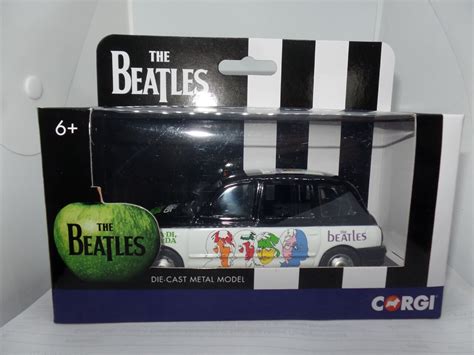 Austin London Taxi LTI TX II RHD The Beatles Ob La Di Ob La Da HMKT