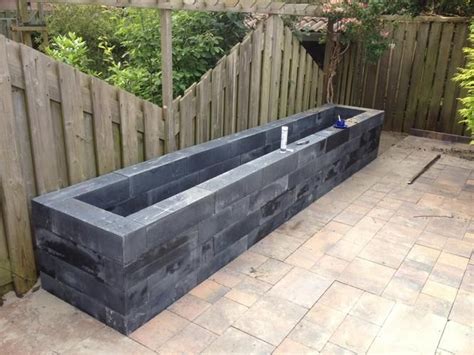 Afbeeldingsresultaat Voor Hout Of Steen Tuin Bloembakken Stone Planters