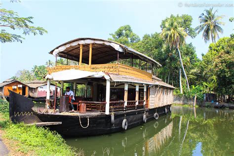 Houseboat stay Kerala Review Tips