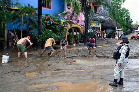 Al Menos 9 Mil Familias Afectadas Por Huracán ‘roslyn En Nayarit Vallartavive