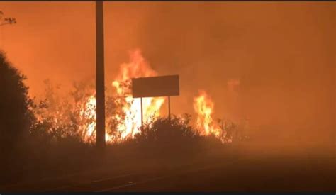 Fuerte Incendio En La Carretera Hunucm Sisal Posta Nuevo Le N