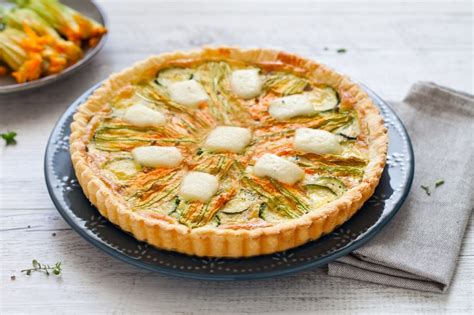 Ricetta Quiche Alle Zucchine Fiori Di Zucca E Mozzarella Cucchiaio D