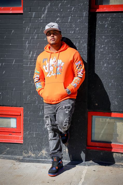 Staten Island Rapper Turned Fashion Mogul Takes Clothing Line To Nycs