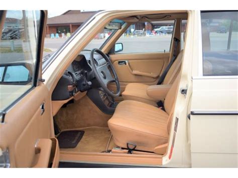 1984 Mercedes Benz 300D For Sale ClassicCars CC 1728098