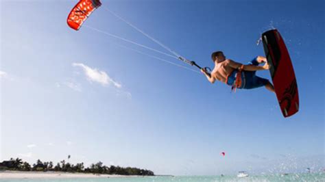 Beginners Kiteboarding Lesson - Rosebud